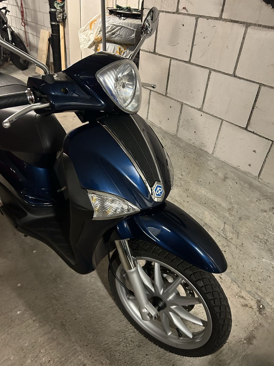 Piaggio Route: Piaggio Liberty 225 – D'occasion à Lufingen par tat_6rr9