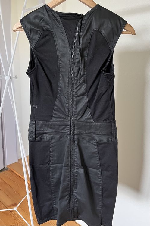 Zip Through Kleid | Schwarz | ® DE