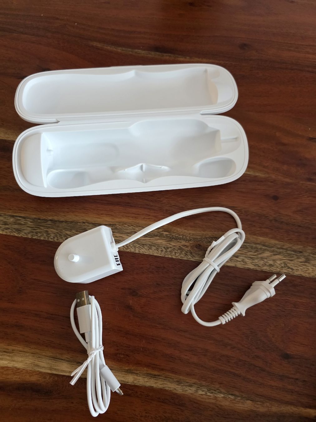 Philips Sonicare Cura dei denti: Philips Sonicare 7500 Reisecase und Ladestation – Nuovo (secondo la descrizione) da Mols venduto da Naebetsee2.0 1