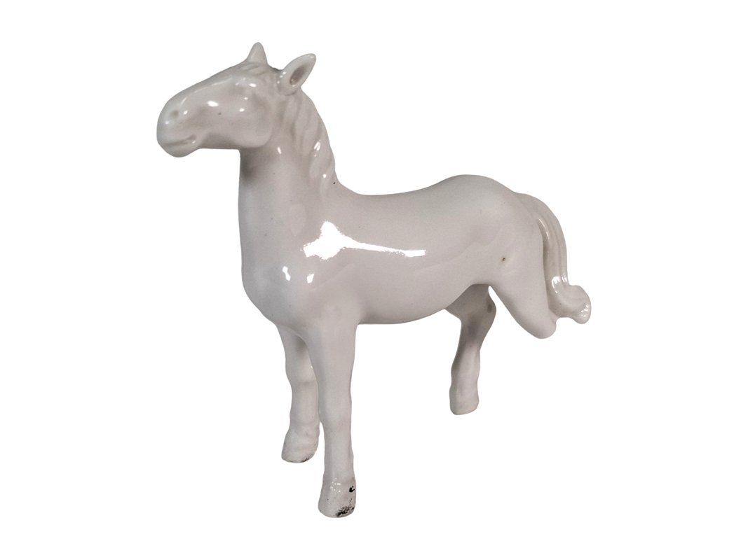 Sculture & Statue: Weisse Keramik Pferdefigur – Usato da Wil SG venduto da Restwert_Wil 1