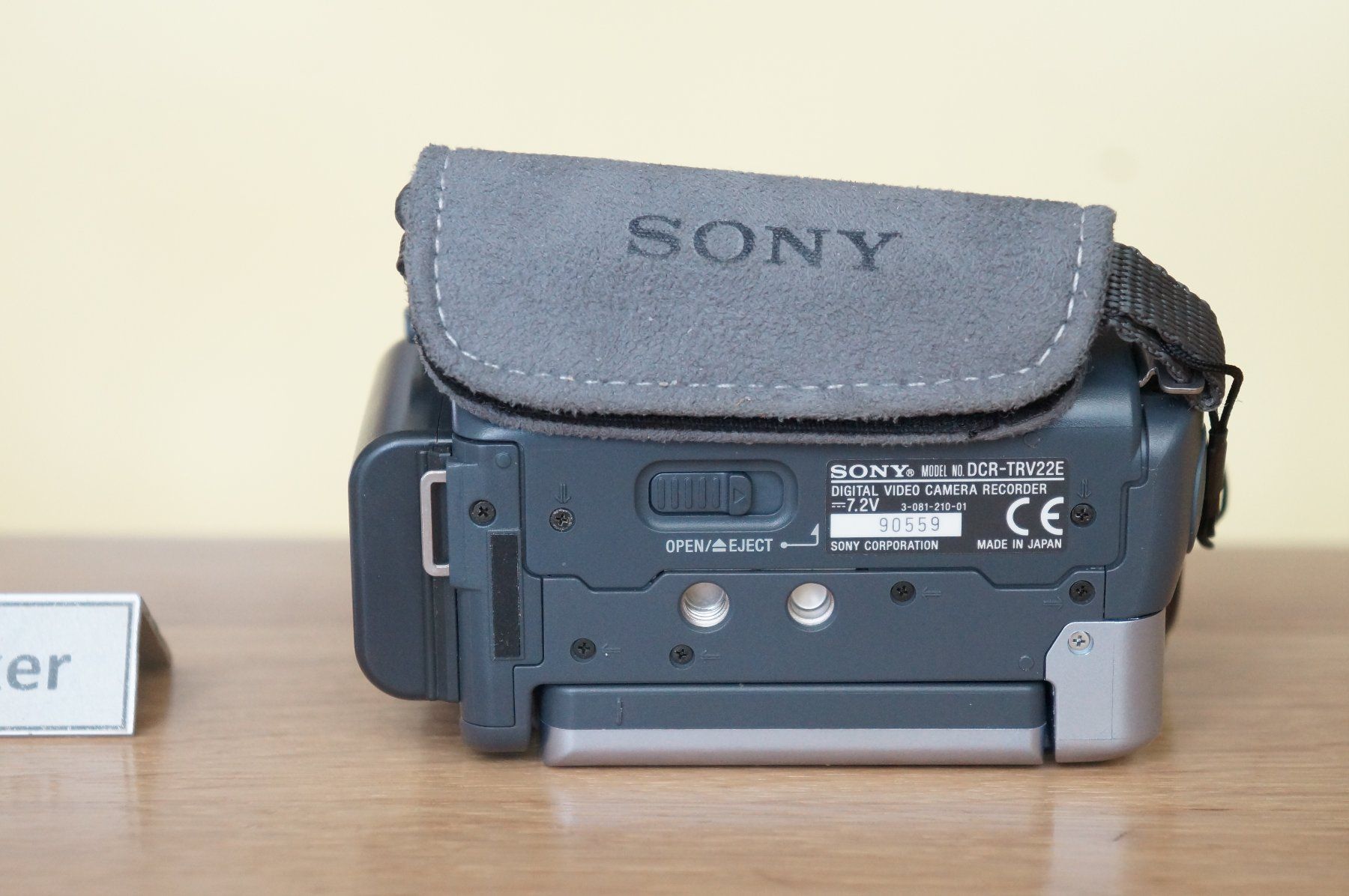 Sony Camcorder: SONY TRV22E ... MiniDV Kassetten Kamera ... – Gebraucht aus St.Gallen von  9