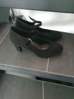 Pumps 37