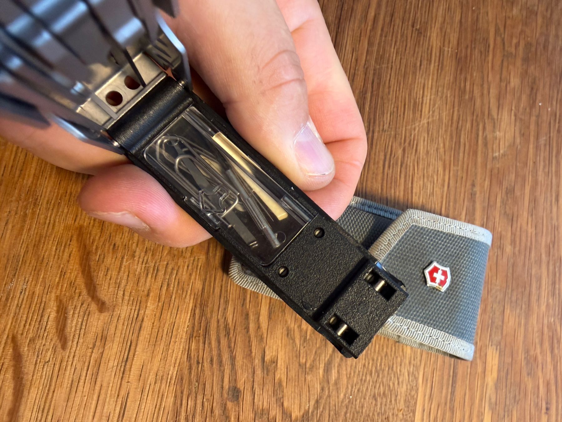 Gerber Coltelli tascabile: Gerber Mini Tool Lampe Schweizer Taschenmesser Multitool ... – Usato da Niederhasli venduto da swissbrocki 2