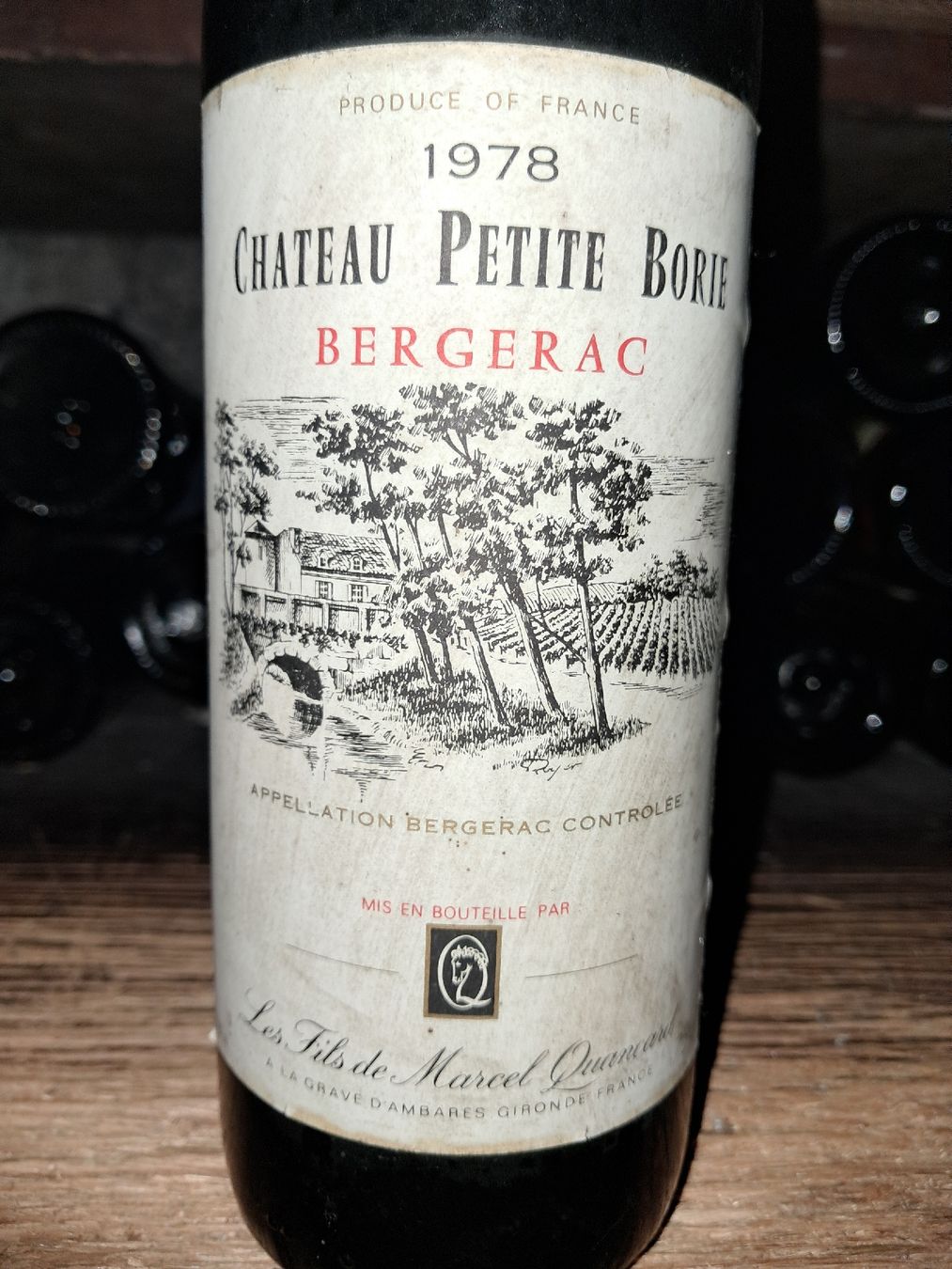 Vino: Château Petite Borie Bergerac 1978 – Nuovo e nell'imballaggio originale da Le locle venduto da juliensaran 1