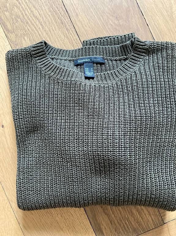Top: Pull court Mango casual coton vert olive taille M  – Usato da Renens VD venduto da chrstn 1