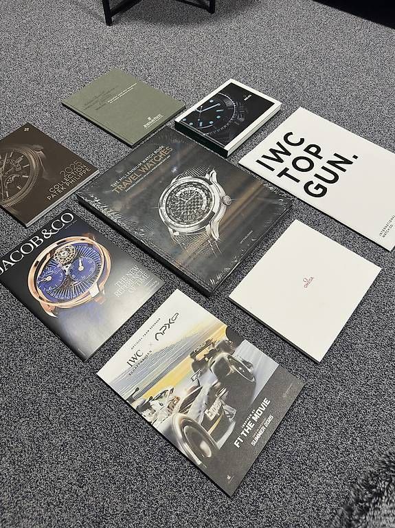 Libri: Luxus Uhren Bücher & Kataloge Sammlung  – Usato da Wolhusen venduto da dom_rt6c 1