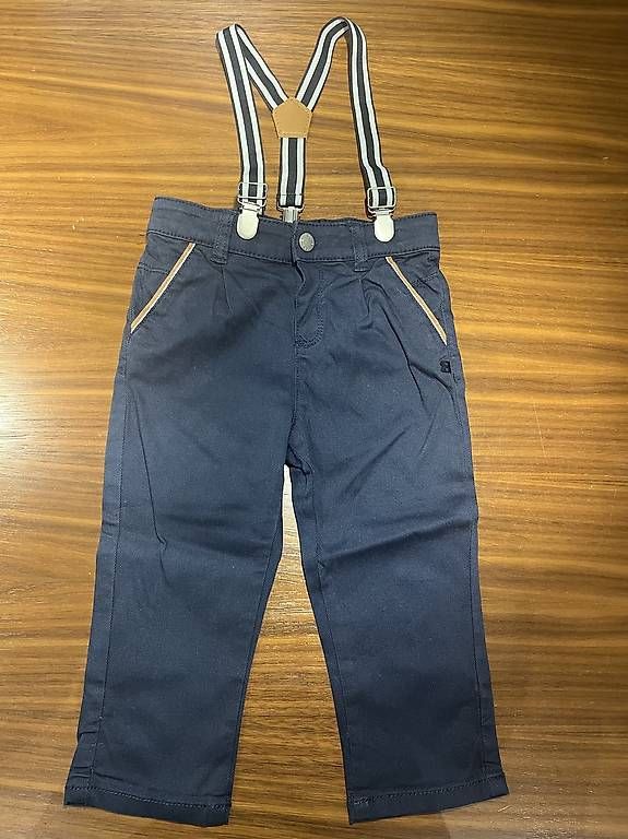 Pantalons: Pantaloni con le bretelle  – D'occasion à Viganello par gag_b22t