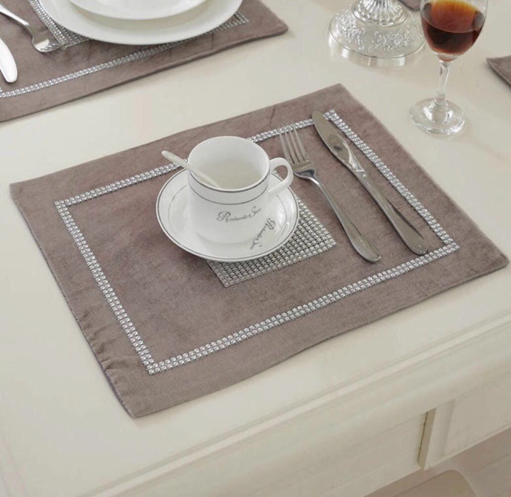 Tavoli: Tischläufer set 7 Tlg chic – Nuovo e nell'imballaggio originale da Zürich venduto da Chitonarumara 3