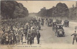 Paris, Av. du Bois de Boulogne, Oldtimer- Anlass, sehr  alt