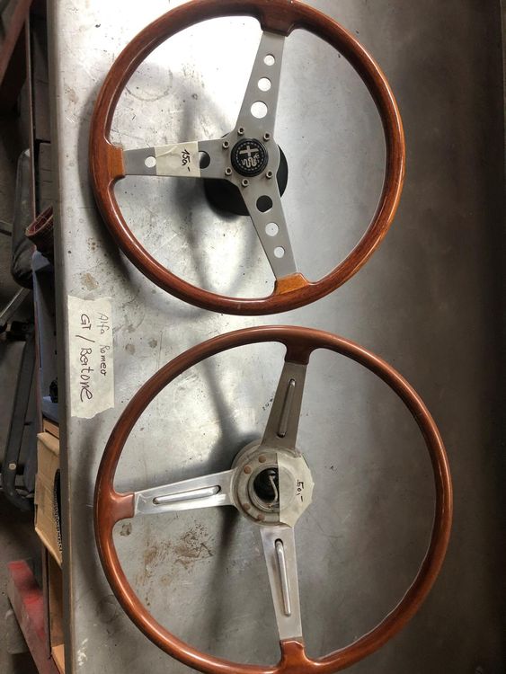 Cabochon De Feu Clignotant Avant Droit Pour Alfa Romeo GT Bertone (GT 1300 Junior) - Pièce D'occasion