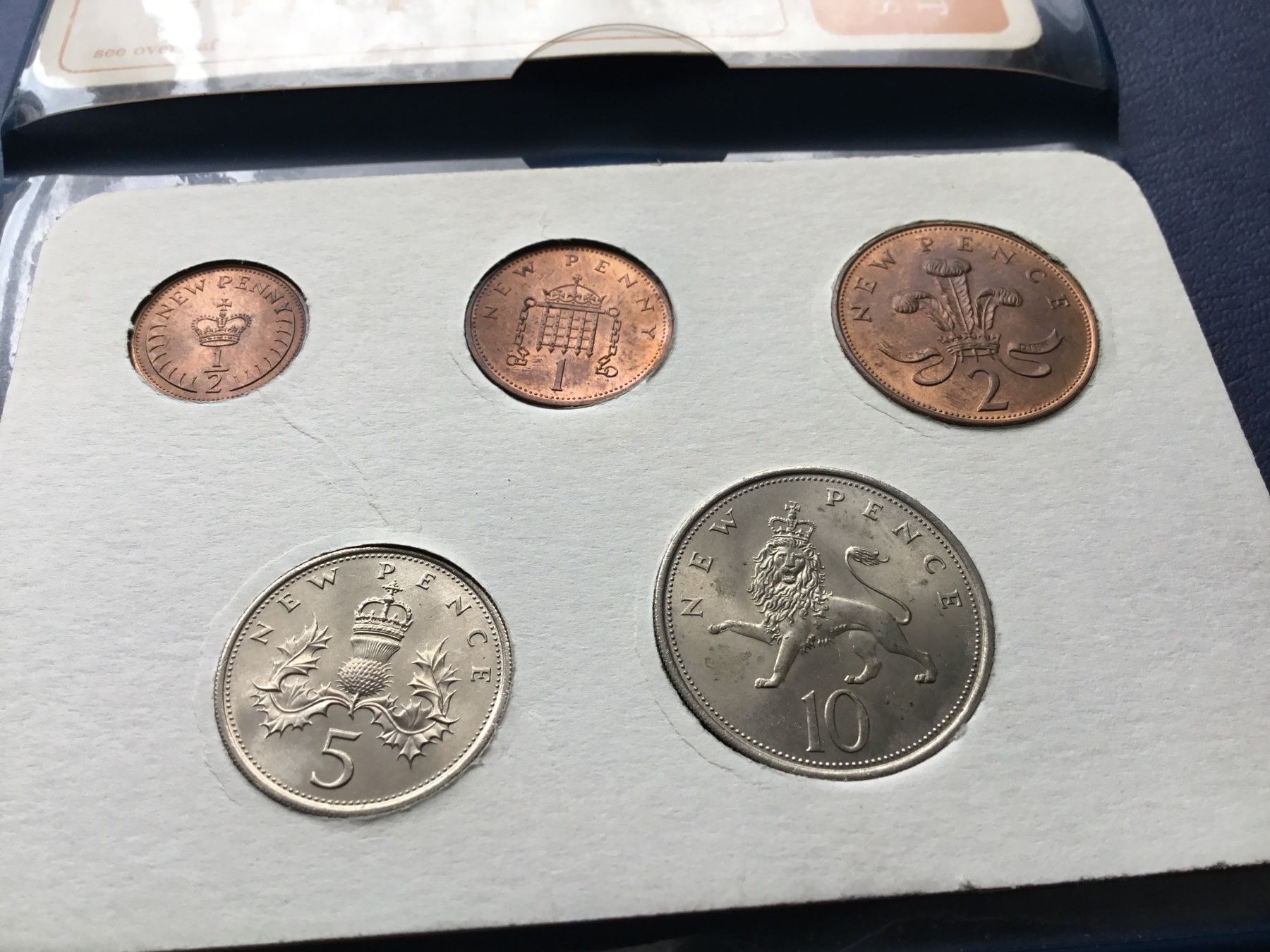 Tutti le monete: Grossbritannien 1968 , Britains First Decimal Coins – Nuovo e nell'imballaggio originale da St. Margrethen SG venduto da alfapeugeot10 1