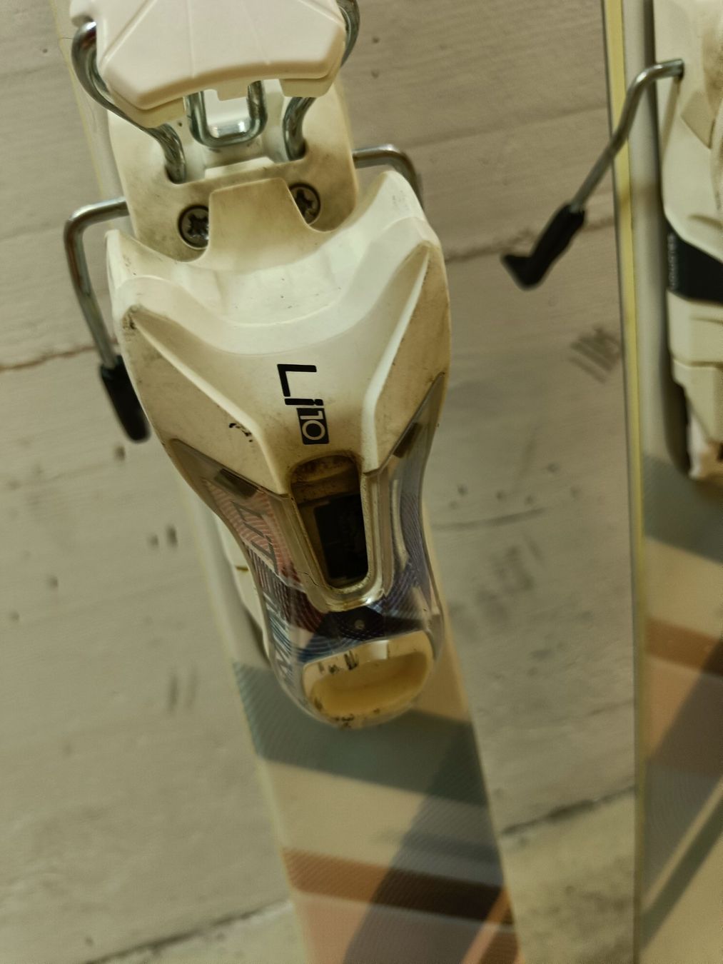 Stöckli Skis: Stöckli Ski Axis Motion mit Bindung, 156cm – Gebraucht aus Uster von Tanoshimi 4