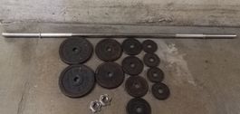 Poids musculation (haltères) 40kg + barre