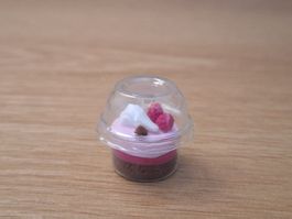Himbeerdessert im Becher Handgemacht, Auch für Maileg