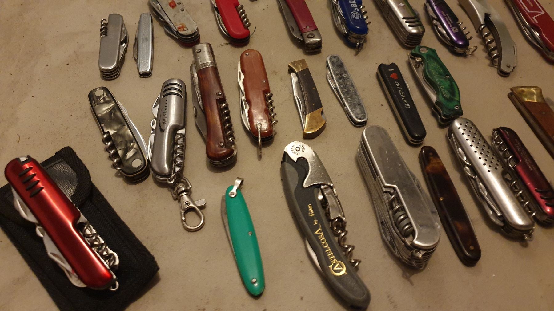 Taschenmesser: 50+ Sackmesser messer Flohmarkt – Gebraucht aus Saxonne (Ayent) von SnowRoof 2