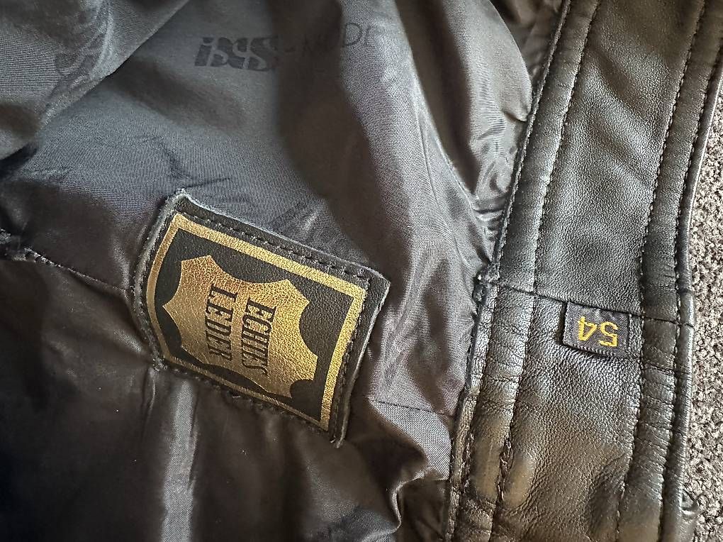 IXS Pantalons: Lederhose IXS – D'occasion à Arlesheim par san_w867 1