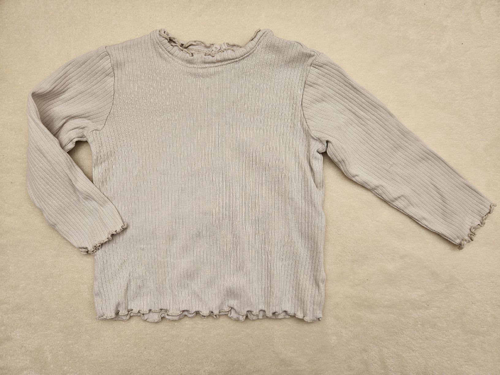 Lotti & Set di vestiti: 3er Set T-Shirt Gr. 86 – Usato da Worb venduto da jun_fj8w 2