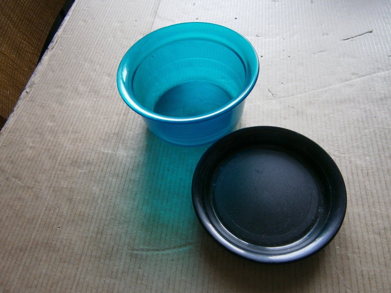Tupperware Contenitori & Simili: Tupperware 1 Stück schüssel mit Deckel – Usato da Pratteln venduto da 66werni 1