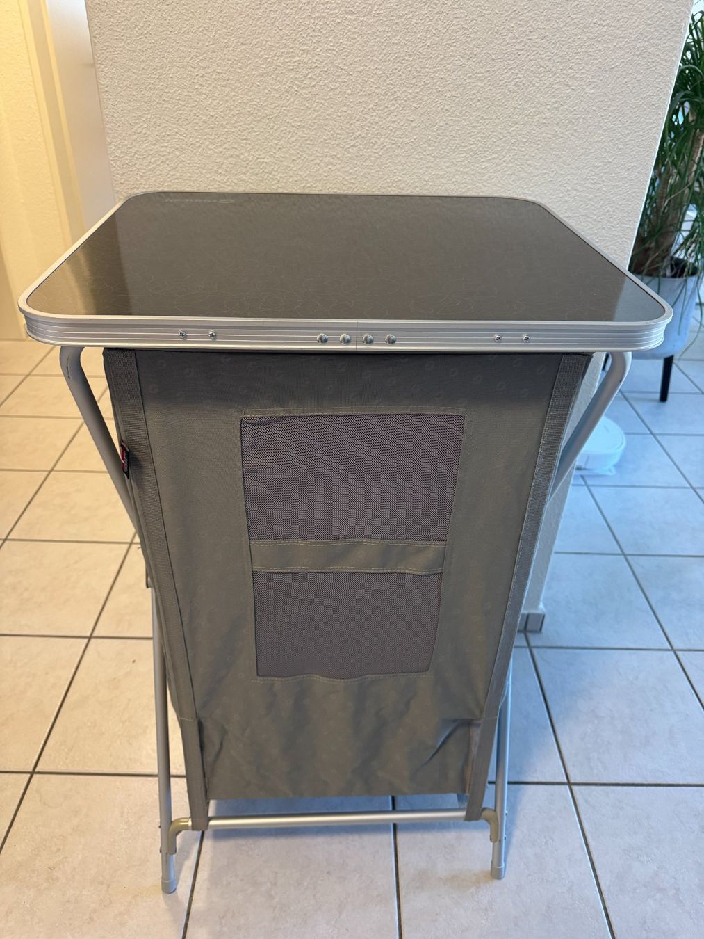 Outwell Schränke: Outwell - Campingschrank – Gebraucht aus Ennetmoos von wilk-inson 4