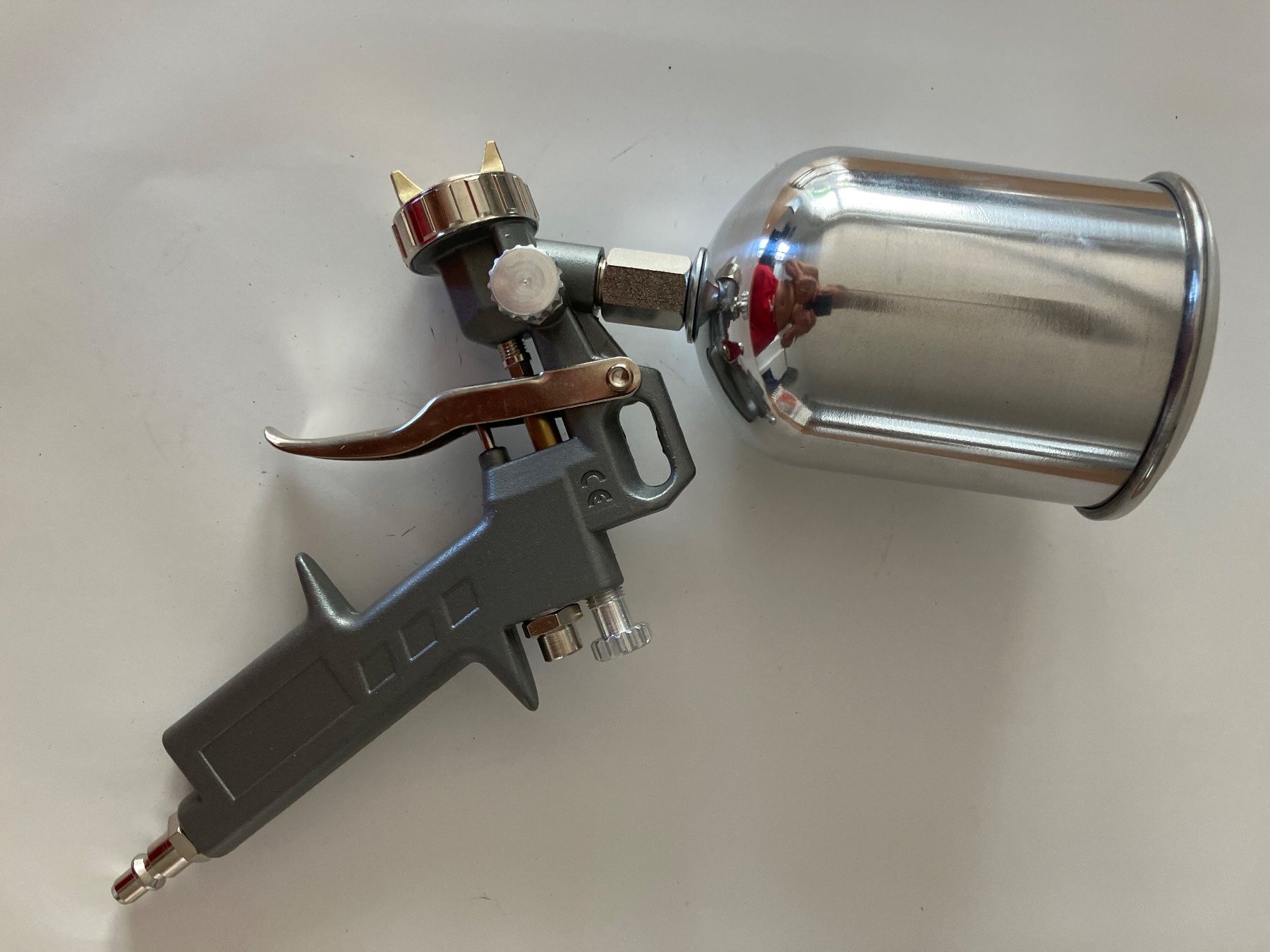 Tutti gli attrezzi: Farbspritzpistole GAV Art. 162 A – Usato da Thunstetten venduto da BAAP 2
