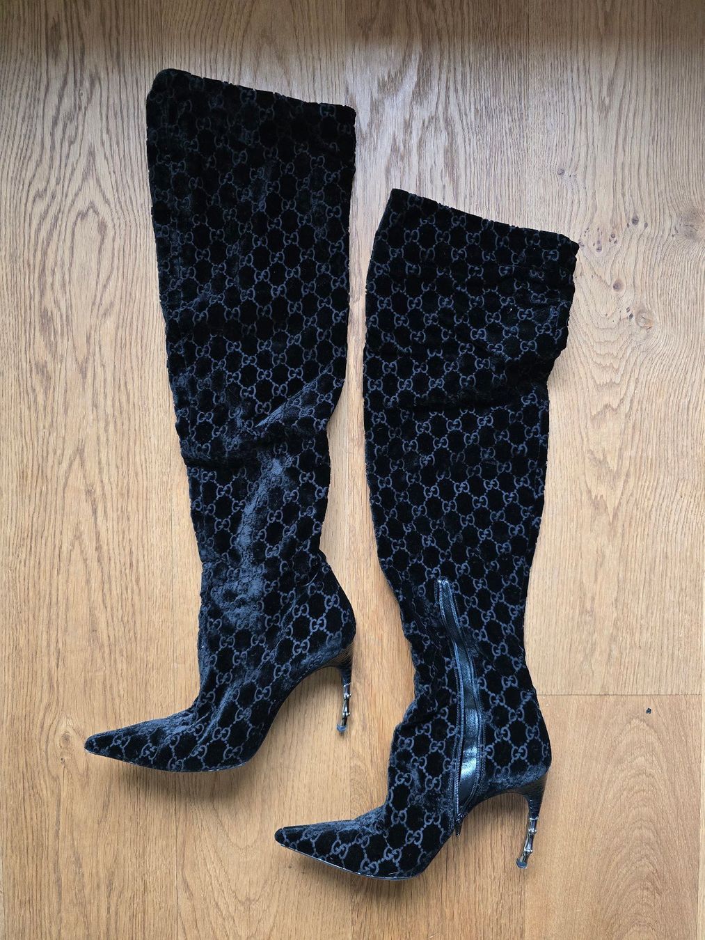 Gucci Scarpe da donna: Gucci Samt Stiefel – Usato da Fehraltorf venduto da buylow3000 1