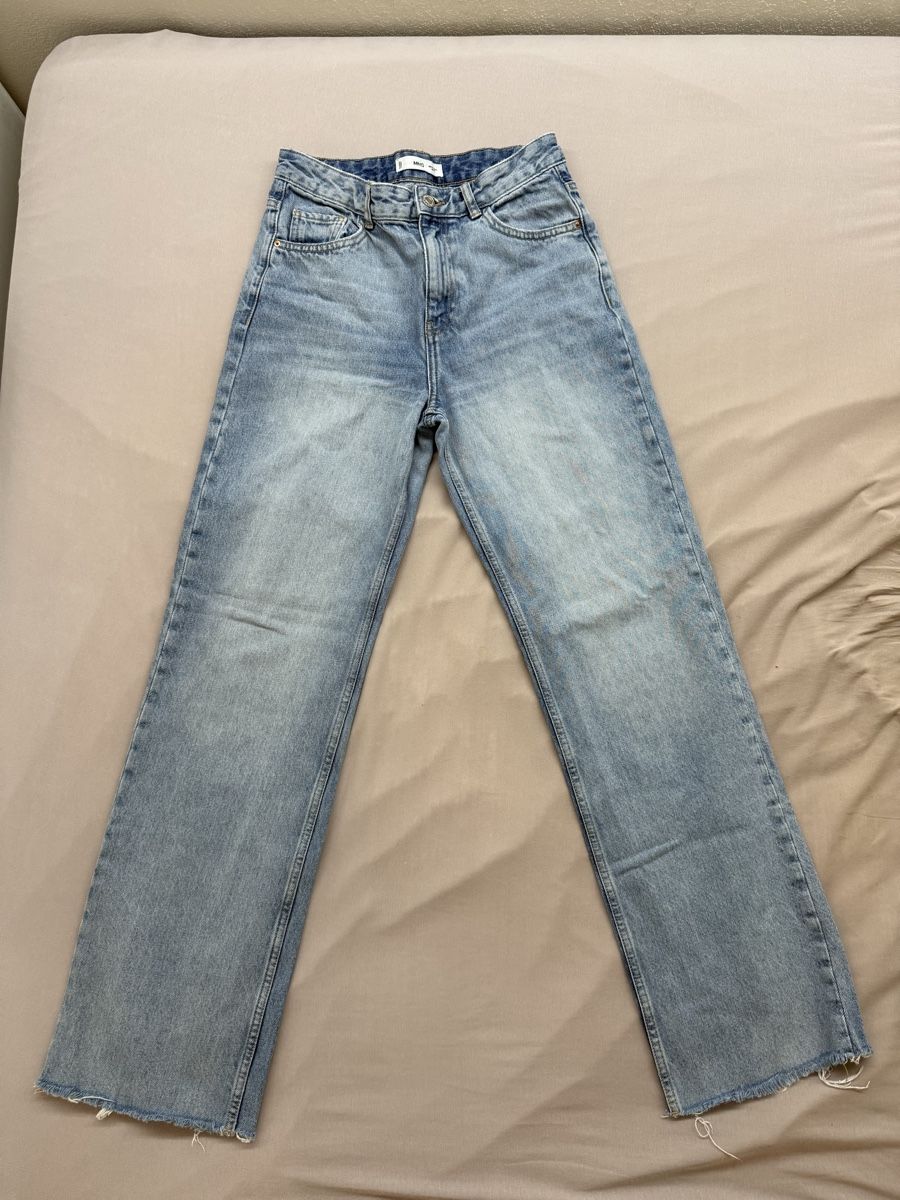 Mango Jeans: Jean Mango taille 36 bleu clair bon état – D'occasion à Granges VS par coraliegrd5
