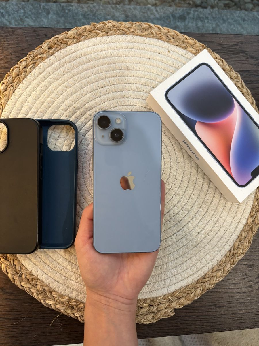 Apple Telefoni cellulari / Smartphones: Iphone 14 128 GB blau – Usato da Carona venduto da Nina007. 1