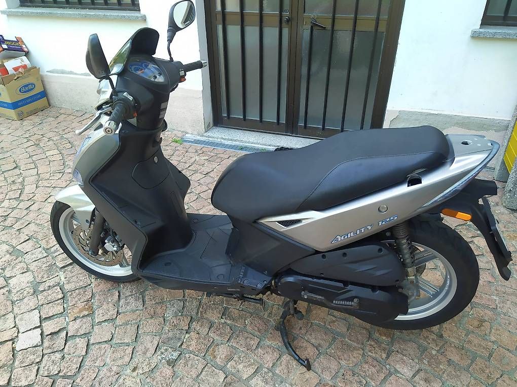 Kymco Scooters: Kymco Agility 125 R16 – Gebraucht aus Massagno von 650eliana 3