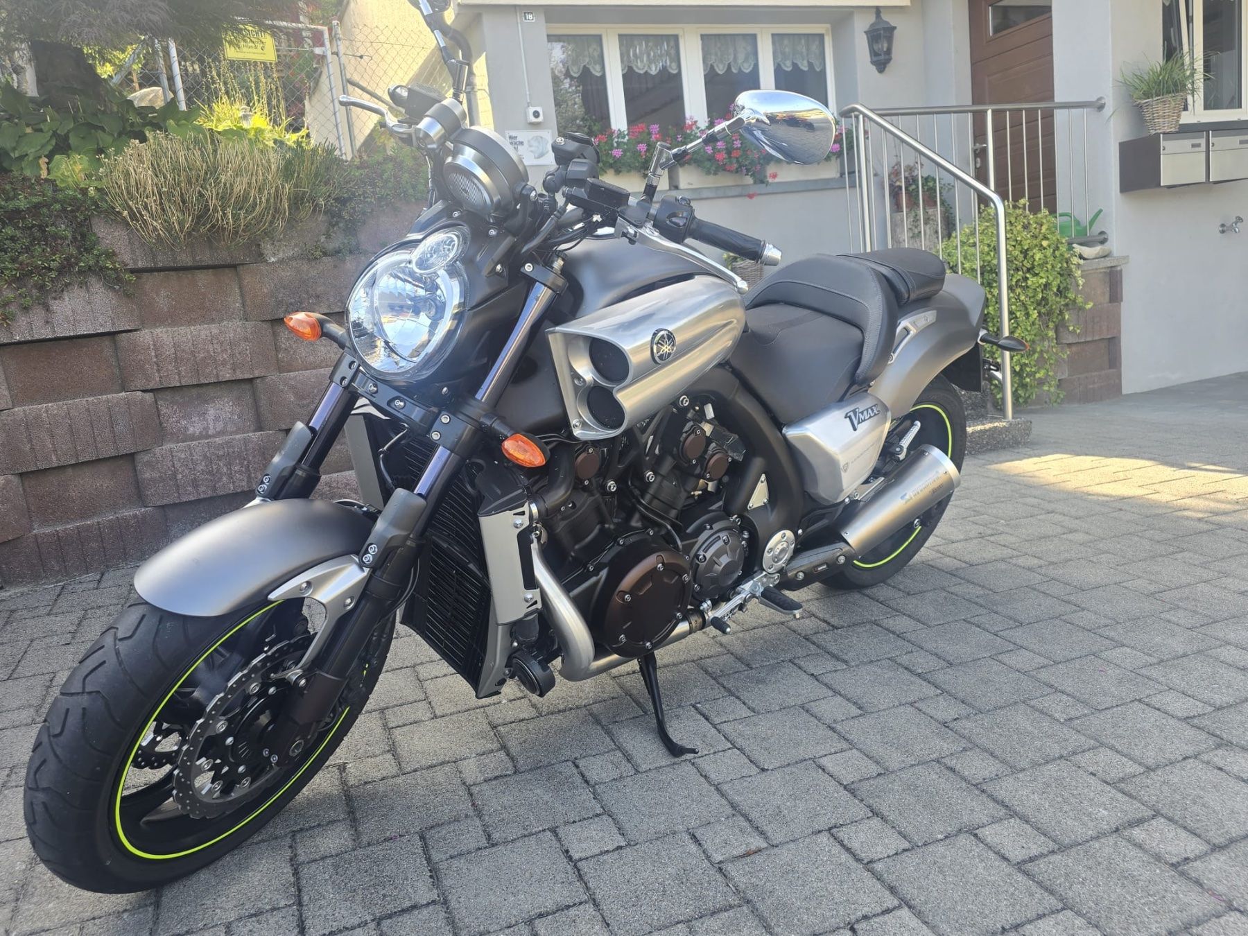 Yamaha Strasse: Yamaha V-Max 1700 200 PS – Gebraucht aus Brenzikofen von Fabian091190