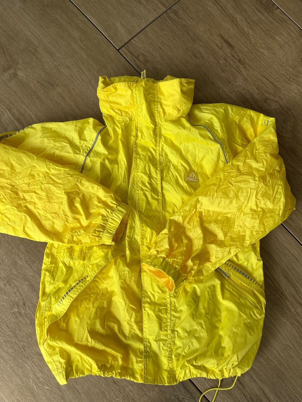 Giacche: Regenjacke gelb – Usato da Zuzwil SG venduto da dieschnellemichelle