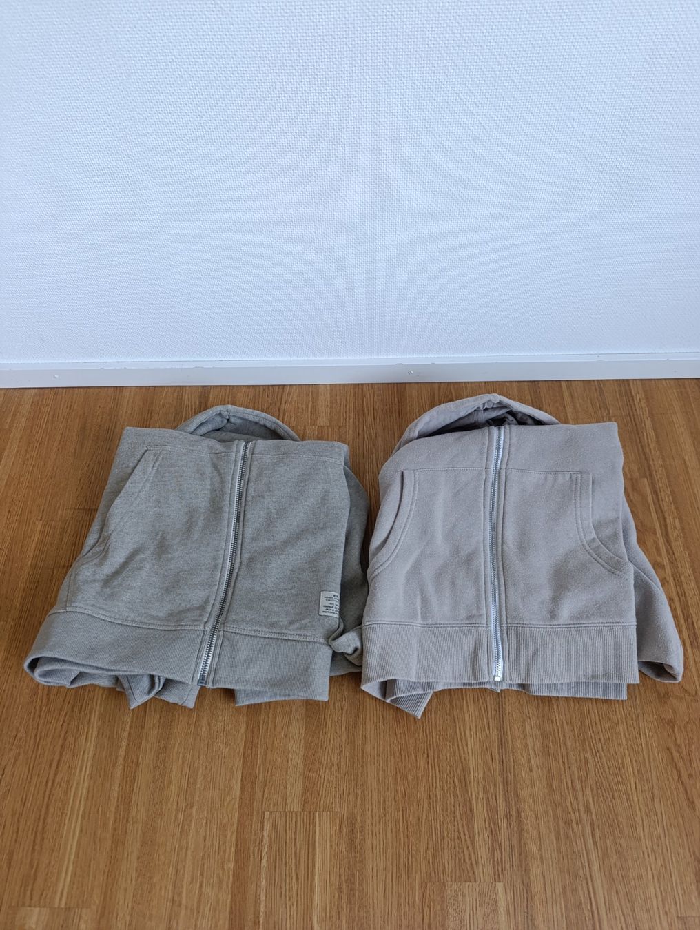 Maglioni & Felpe: Sweatshirts – Nuovo (secondo la descrizione) da Horgen venduto da bea_j25f