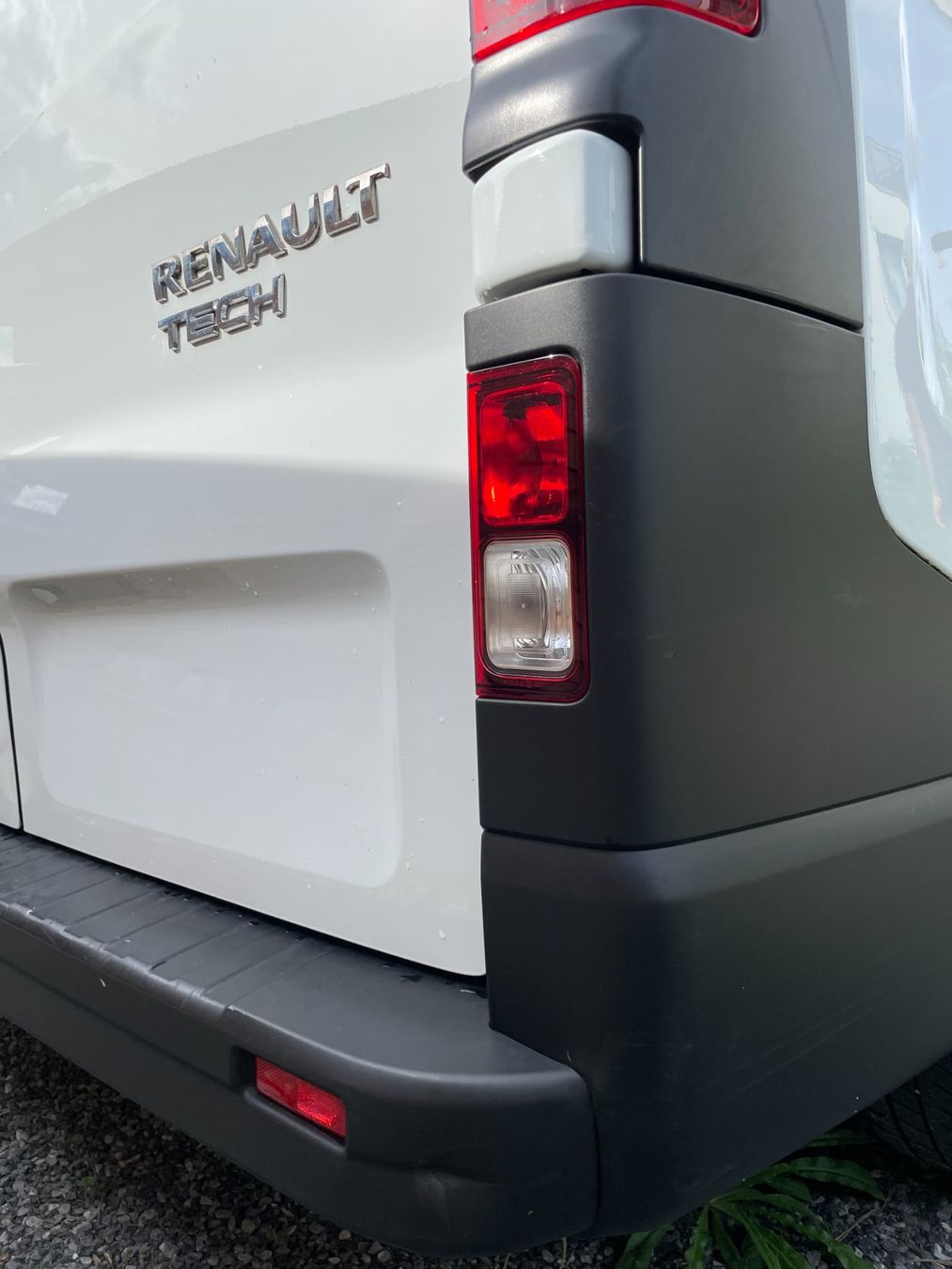 Renault Veicoli commerciali: Renault Trafic dCi 95 Lieferwagen – Usato da Rüti ZH venduto da M_Clan 7