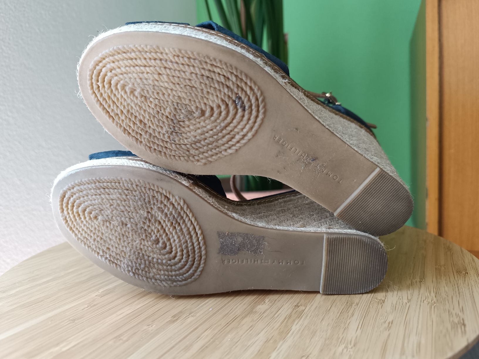 Tommy Hilfiger Chaussures femmes: Sandalen blau Tommy Hilfiger – D'occasion à Wolfwil par SecondOwner 4