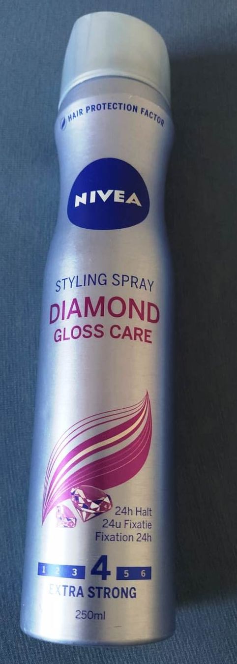 Nivea Prodotti per capelli: Spray Nivea Diamond Gloss Care Styling , Extra Stark -2 Stk- – Nuovo e nell'imballaggio originale da Zürich venduto da 1980ale 3