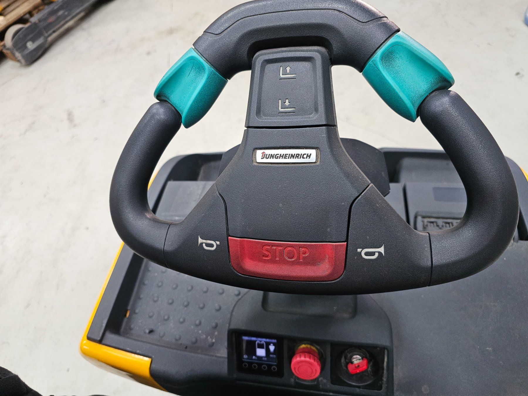 Jungheinrich Gabelstapler & Hubwagen: Jungheinrich ECE 225 HP Kommisionierer – Gebraucht aus Wallisellen von Synex-AG 5