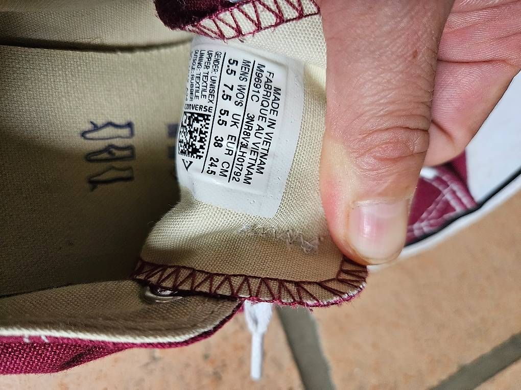 Scarpe da uomo: Converse ALLSTAR Grösse 38 – Usato da Zollikerberg venduto da Bosyosfostos 1