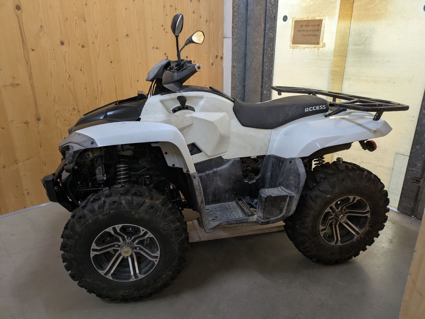 Quads: Quadi – Défectueux à Oberuzwil par Simpeloder