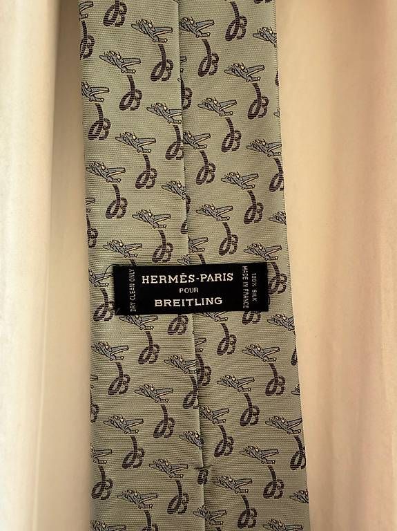 Hermès Cravatte: Hermes Breitling Vorstands Krawatte – Usato da Schaan venduto da Marc34112 2