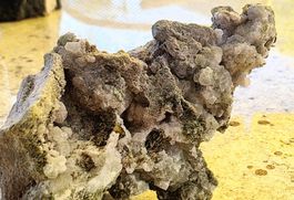 Mineralien: Prenith - Desmin - Calzit - Diopsid
