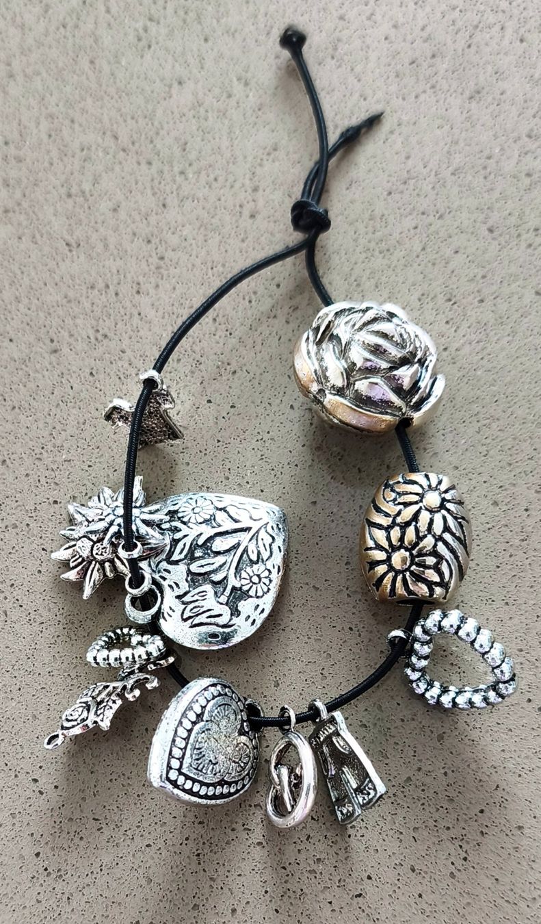 Bracciali & Braccialetti: Bettelarmband im Trachtenstil, Modeschmuck – Usato da Zürich venduto da Tanteemma369 7