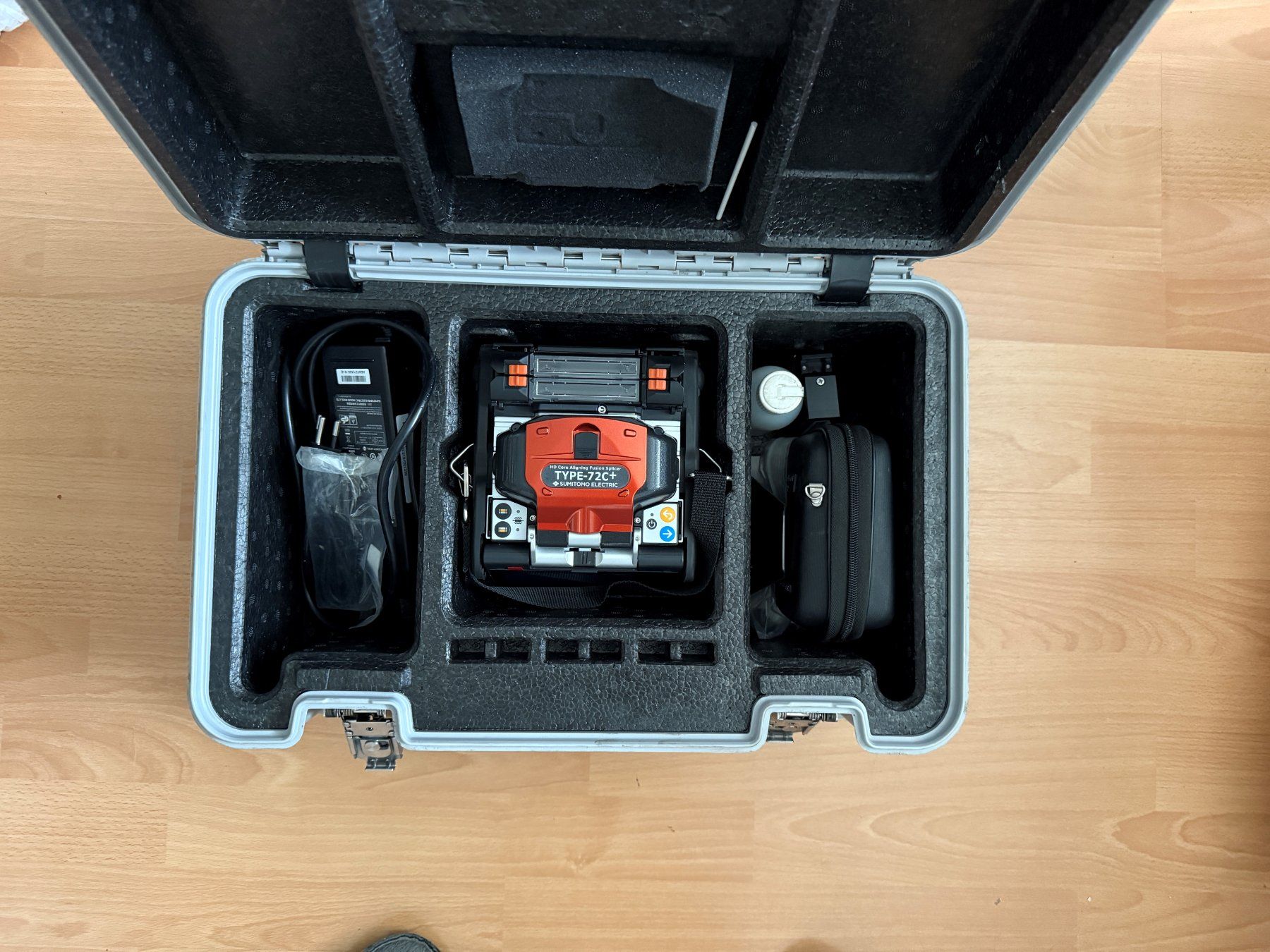 Tutte le macchine: Glasfaser Spleissgerät SUMITOMO Type-72C+ – Usato da Dietikon venduto da Outifit 1