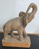 Elefanten-Skulptur aus Holz handgeschnitzt
