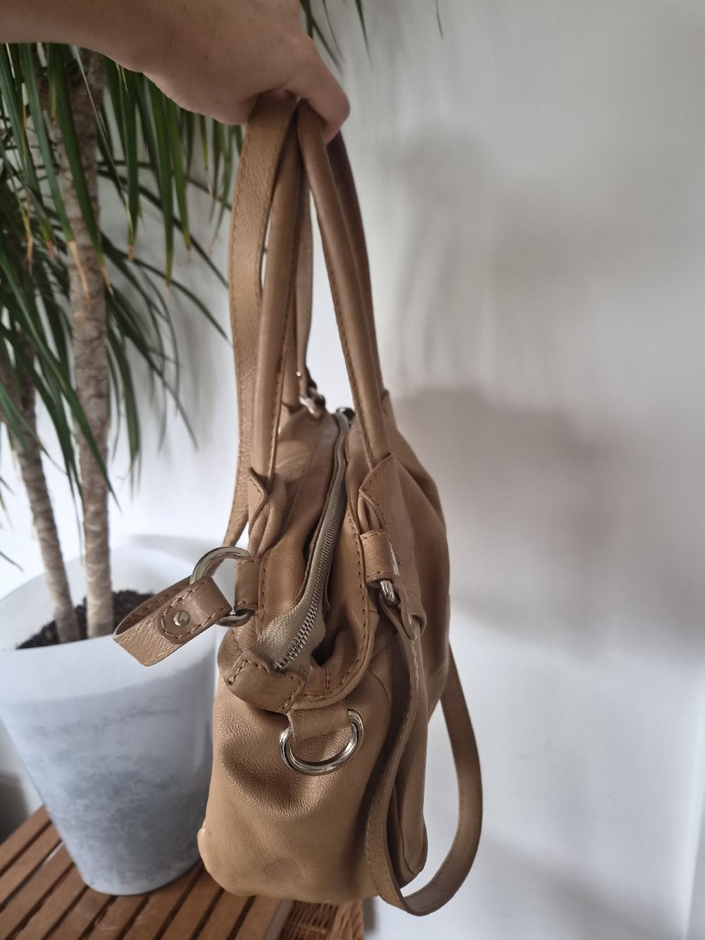 Tommy Hilfiger Taschen für Damen: Tommy Hilfiger Tasche Leader  – Gebraucht aus Zürich von nat_6nfv 1