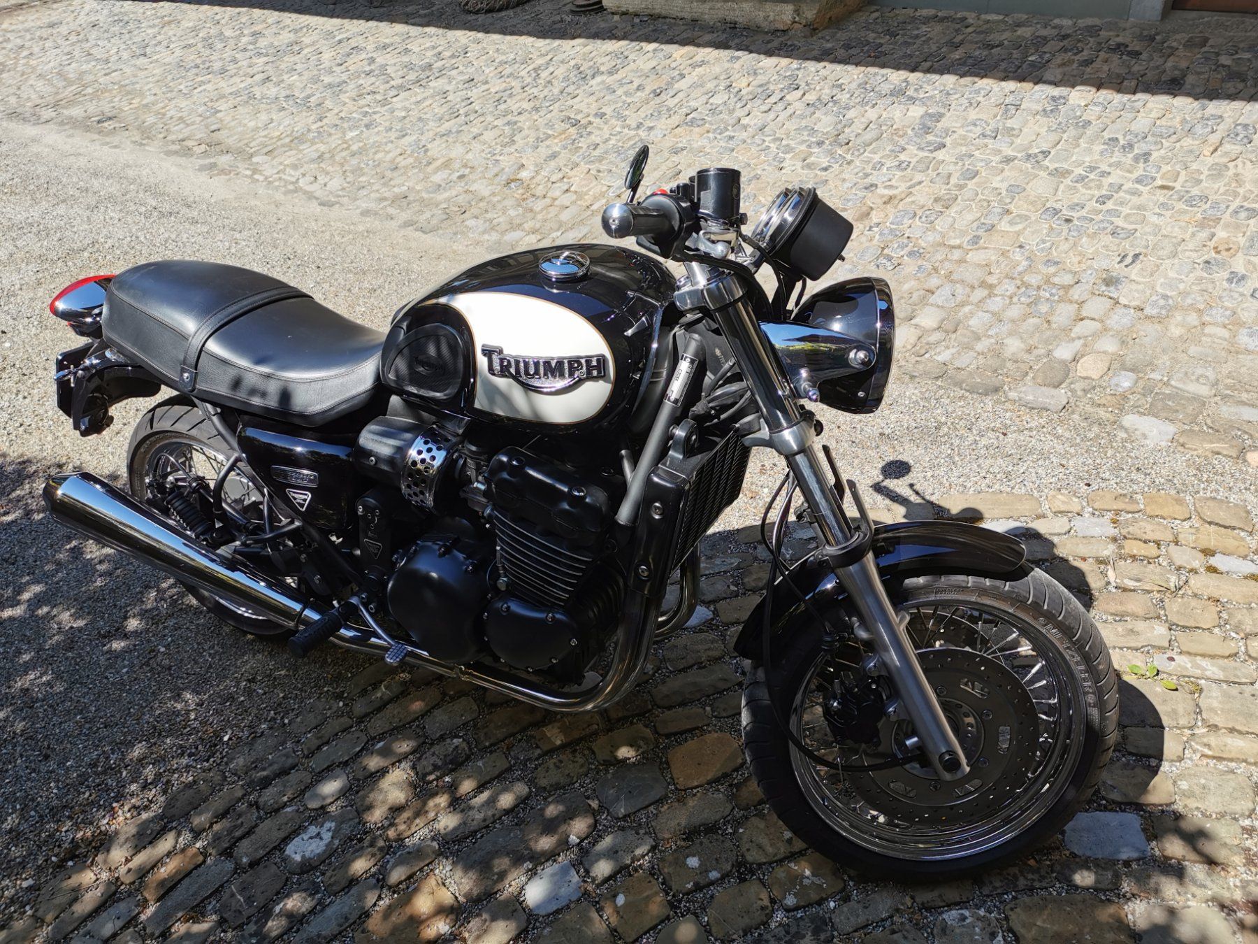Triumph Strasse: Triumph Thunderbird Sport 900 – Gebraucht aus Fräschels von Backnasli63 2