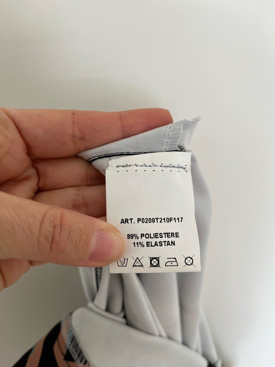 Hosen: Stoffhose Gr. S, mehrfarbig – Neu (gemäss Beschreibung) aus Triesen von dardaleni 5