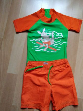 Ferienzeit Baby Badeanzug  UV geschützt Gr 80 für 7.--Fr
