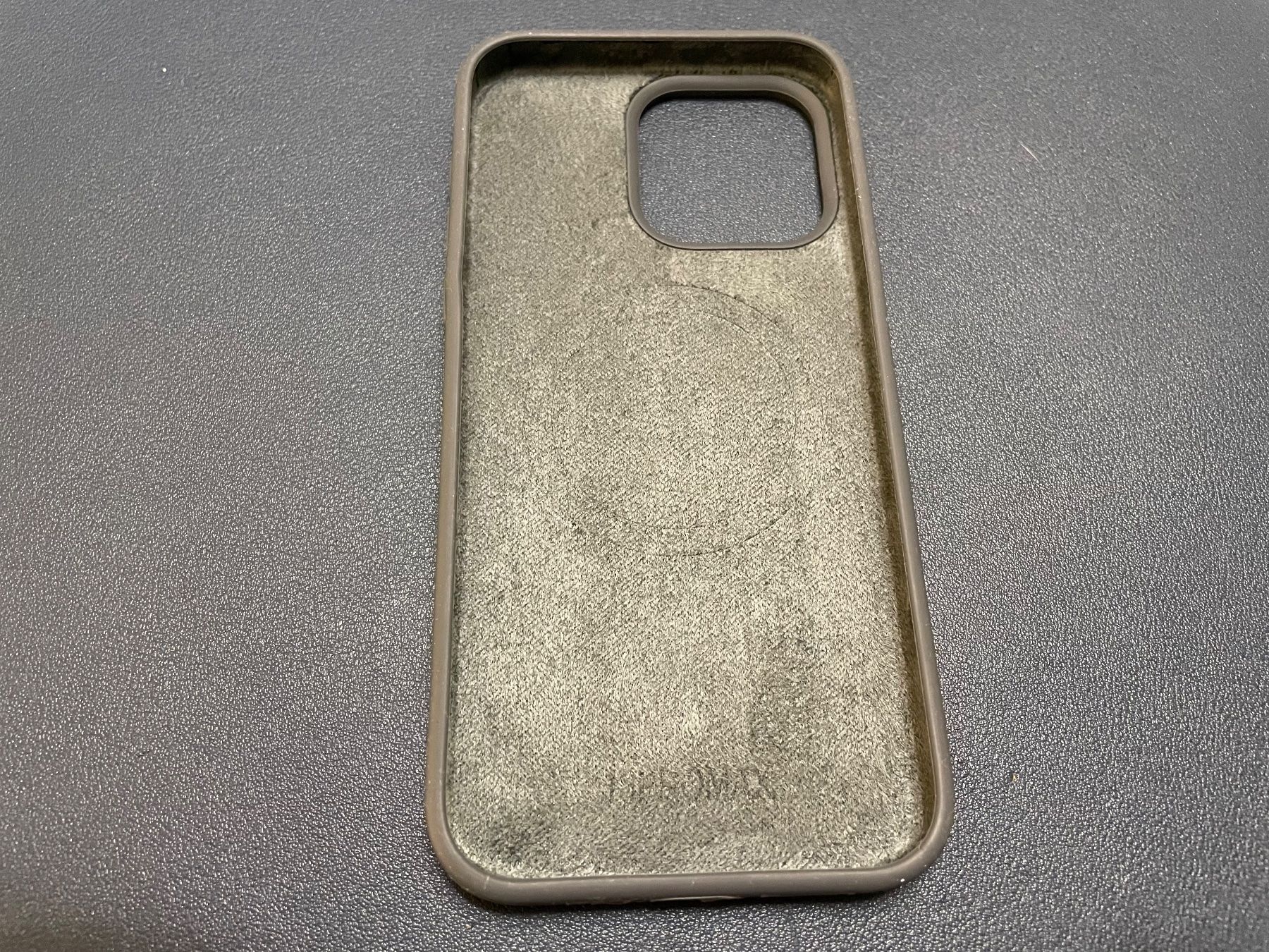 Apple Covers & Schutzfolien: Coque (MagSafe) pour iPhone 15 Pro Max – Neu (gemäss Beschreibung) aus Lausanne von oenix 1