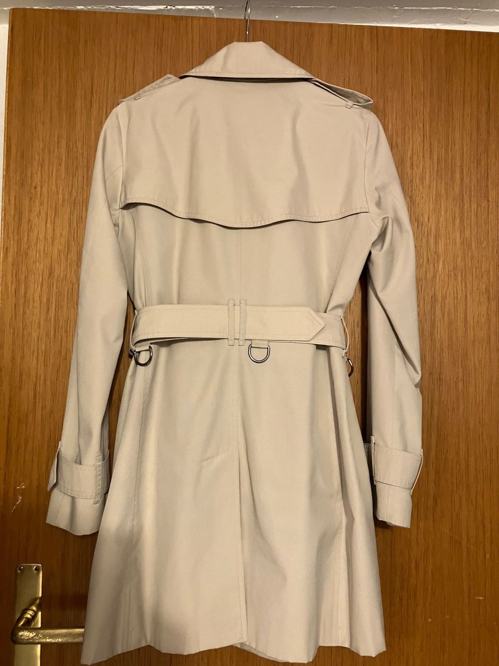 Burberry Cappotti: Burberry - trench 3/4 – Usato da Vich venduto da SophieCo 1