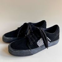 Airwalk Skate Schuhe Velour Schwarz/Weiss, Grösse 41
