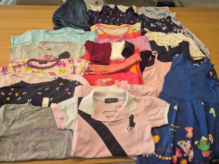 Kleiderpaket 1, Sommer, Mädchen, 23 Teile, Grösse 110-116